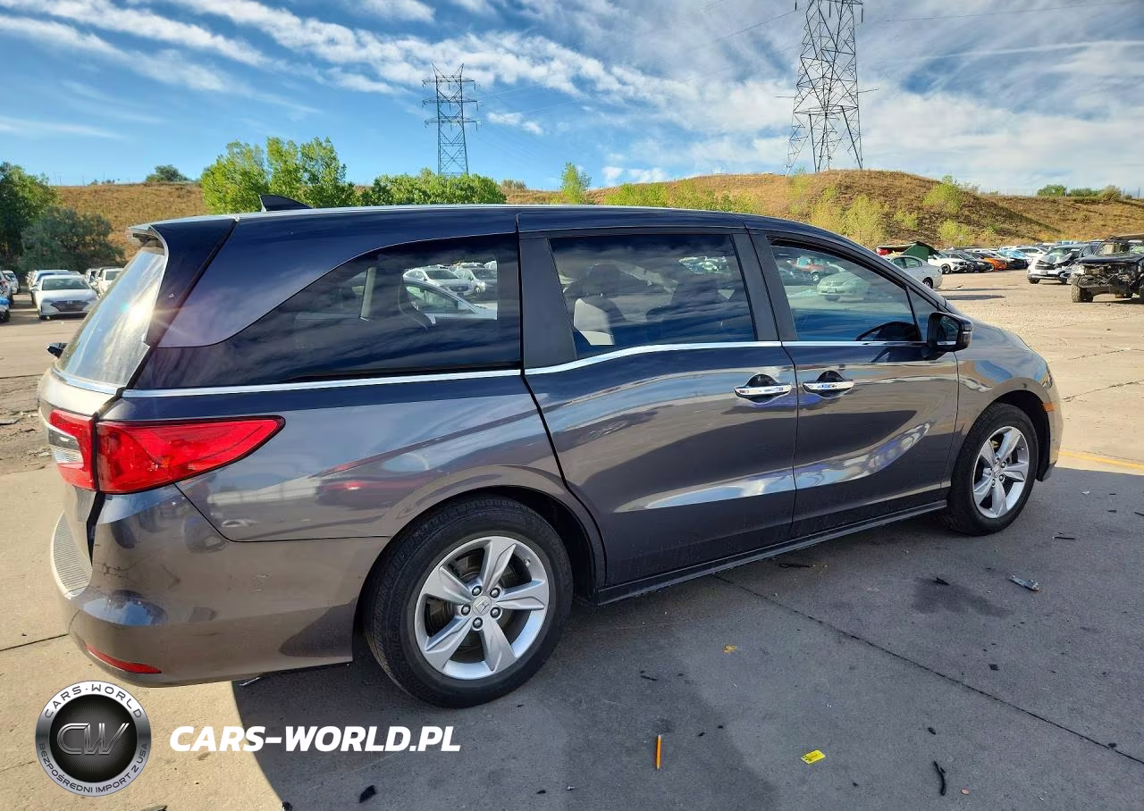 2018 Honda Odyssey Ex VIN:5FNRL6H50JB110728 - 3