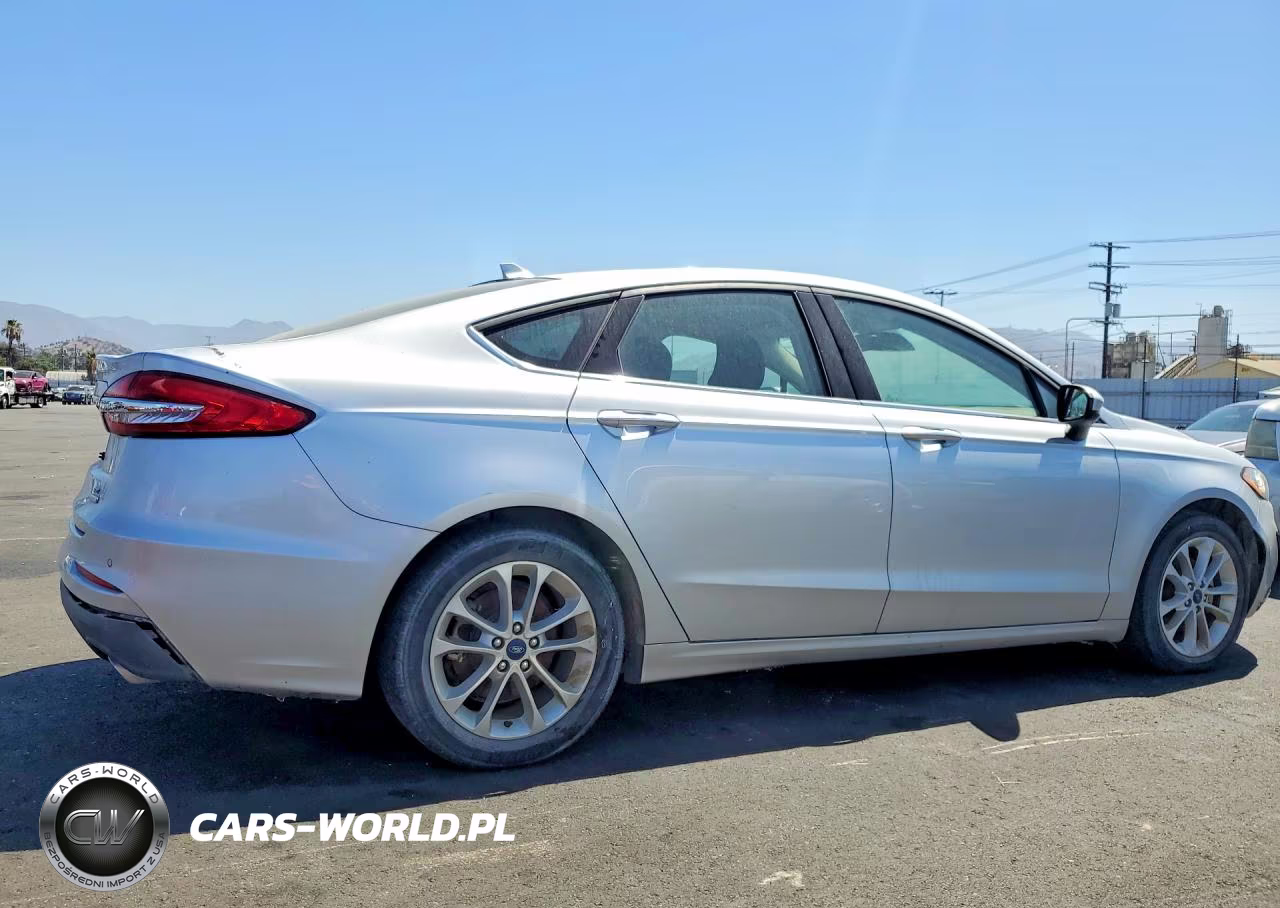 2019 Ford Fusion Se VIN:3FA6P0HDXKR193411 - 3