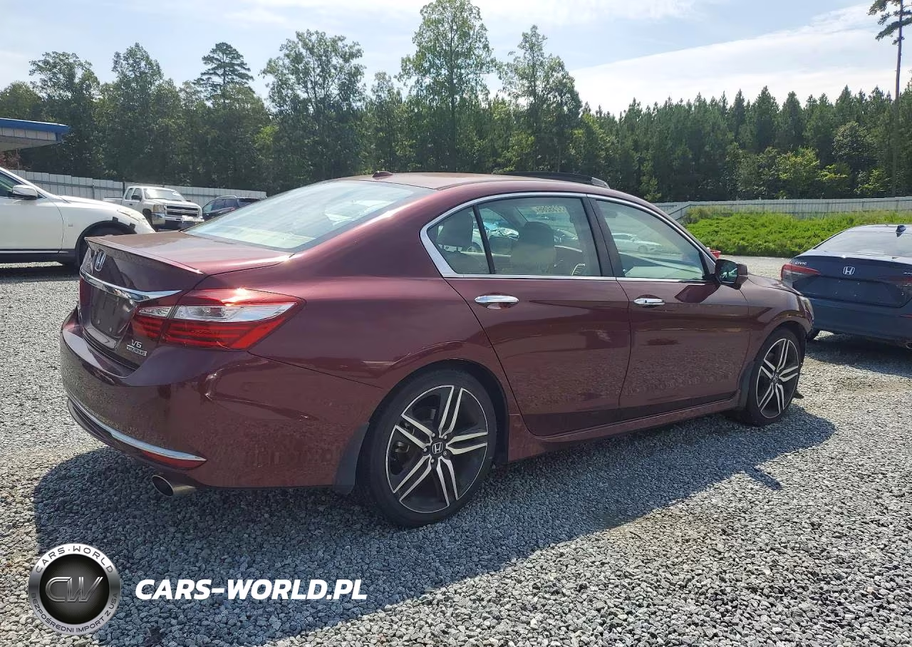2017 Honda Accord Touring VIN:1HGCR3F98HA041400 - 3