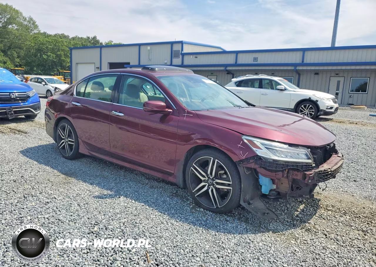 2017 Honda Accord Touring VIN:1HGCR3F98HA041400 - 4