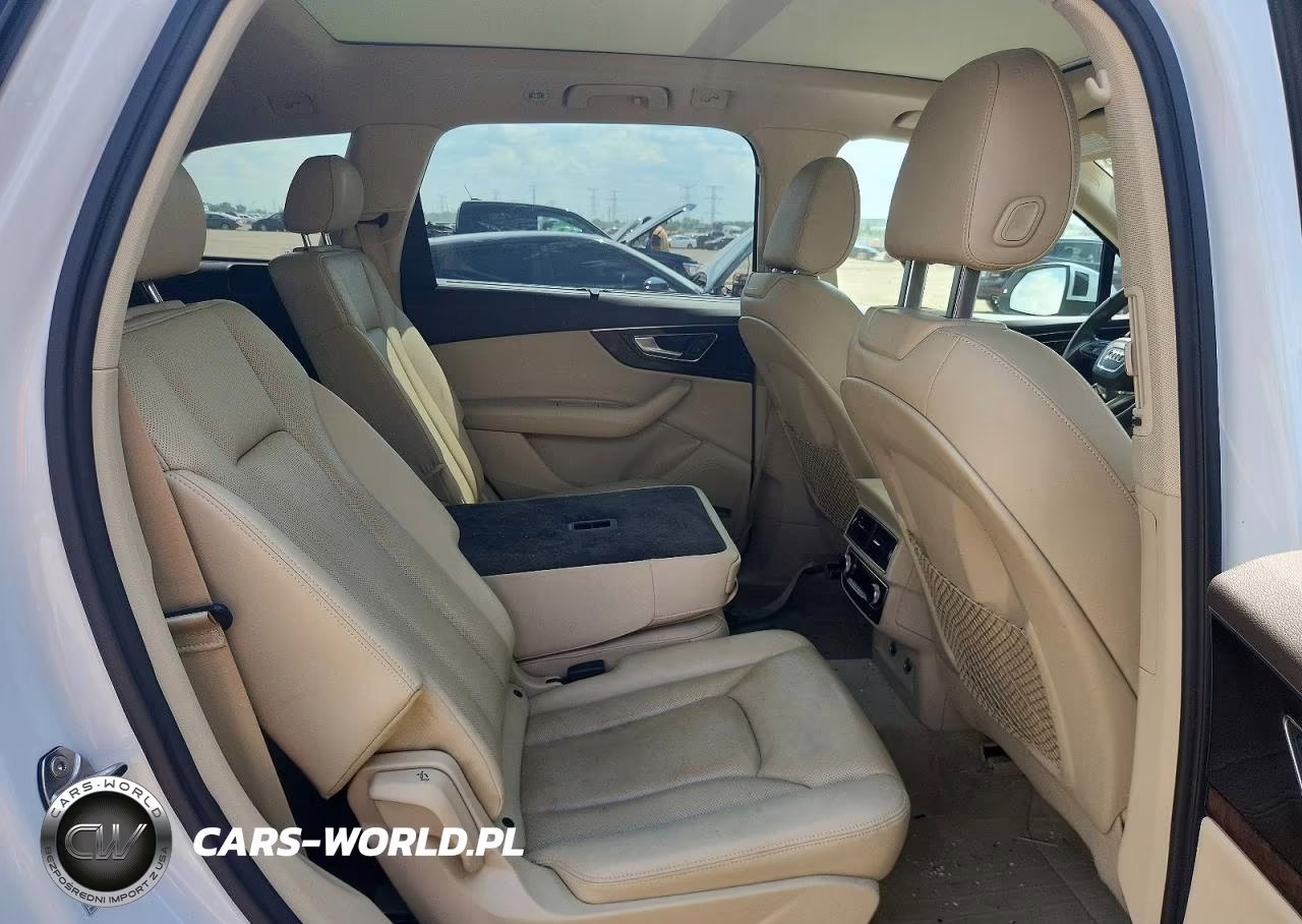 2018 Audi Q7 Prestige VIN:WA1VAAF78JD029599 - 11