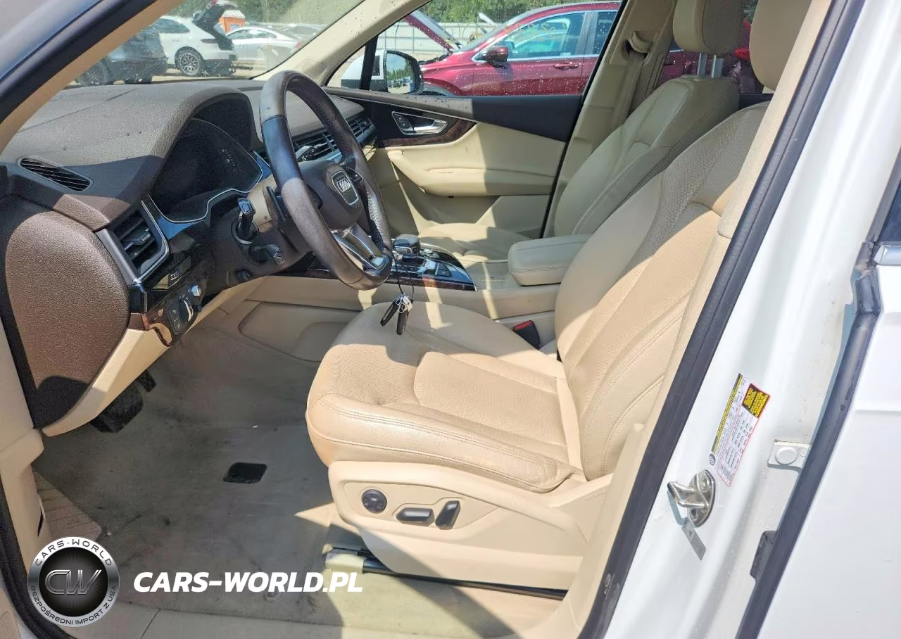 2018 Audi Q7 Prestige VIN:WA1VAAF78JD029599 - 7