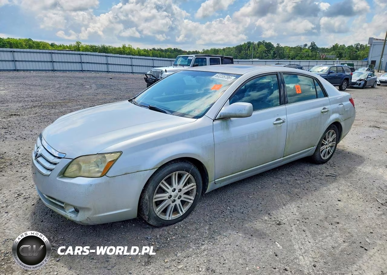 2005 Toyota Avalon Limited