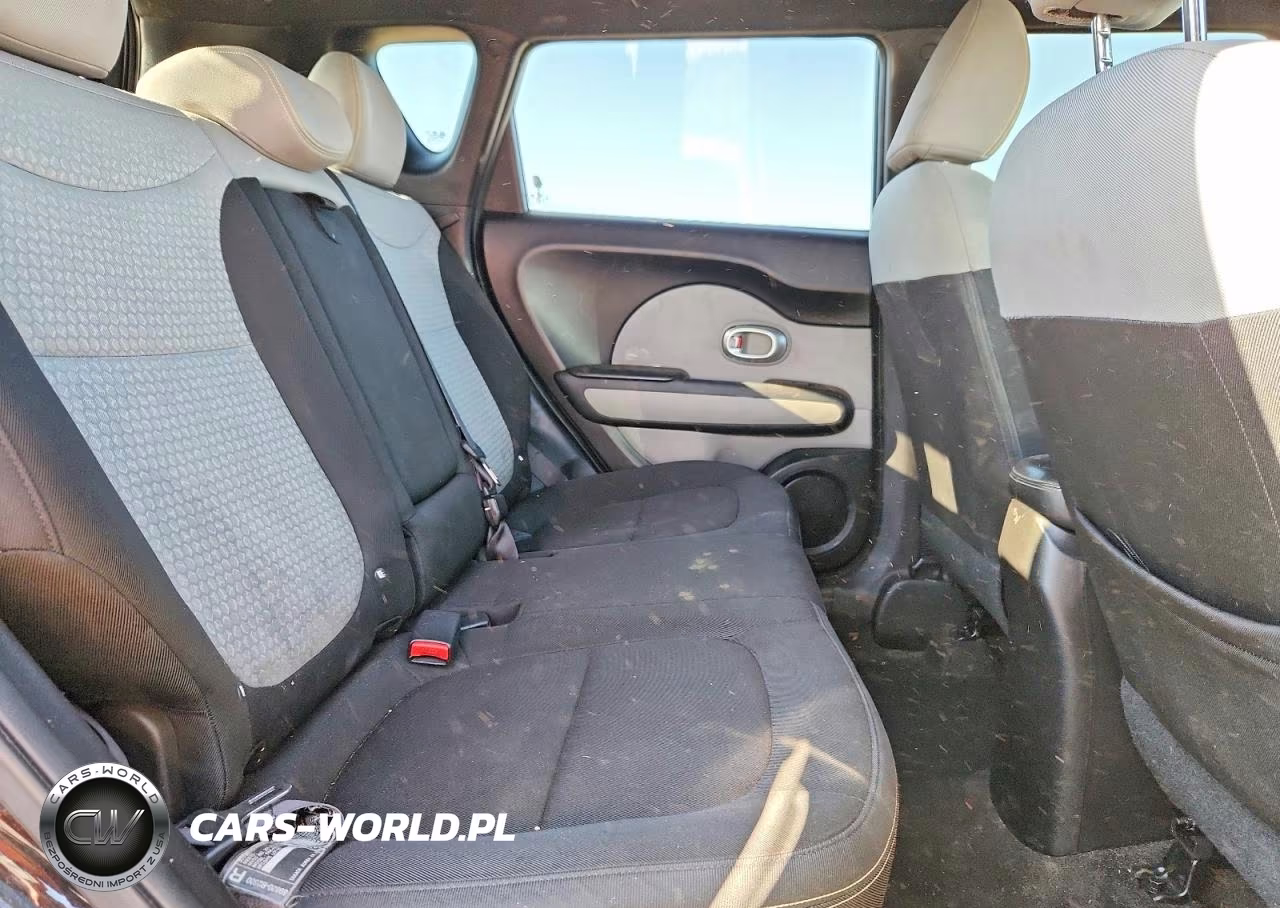 2014 Kia Soul + VIN:KNDJP3A59E7034657 - 10