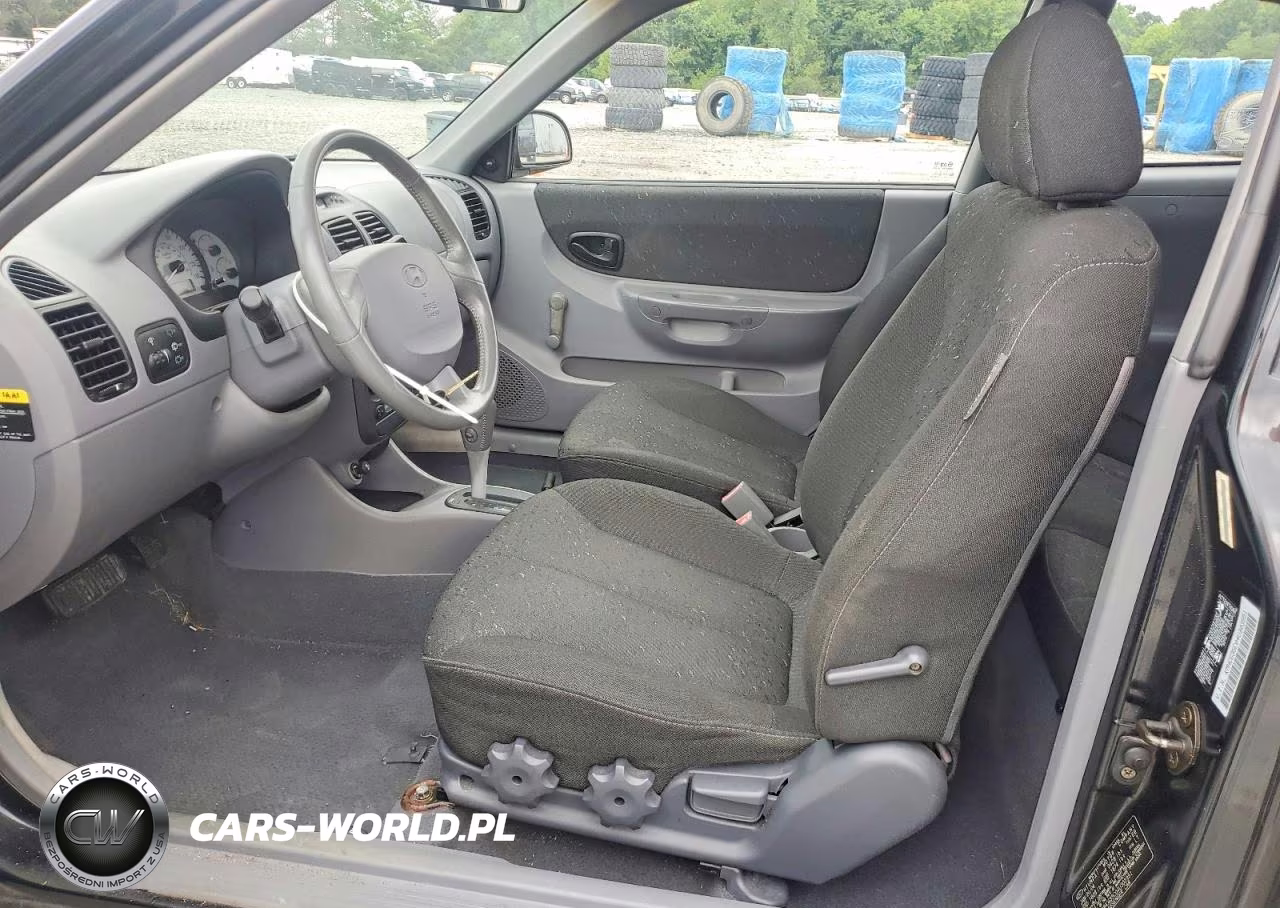 2004 Hyundai Accent Gl VIN:KMHCG35C04U303951 - 7