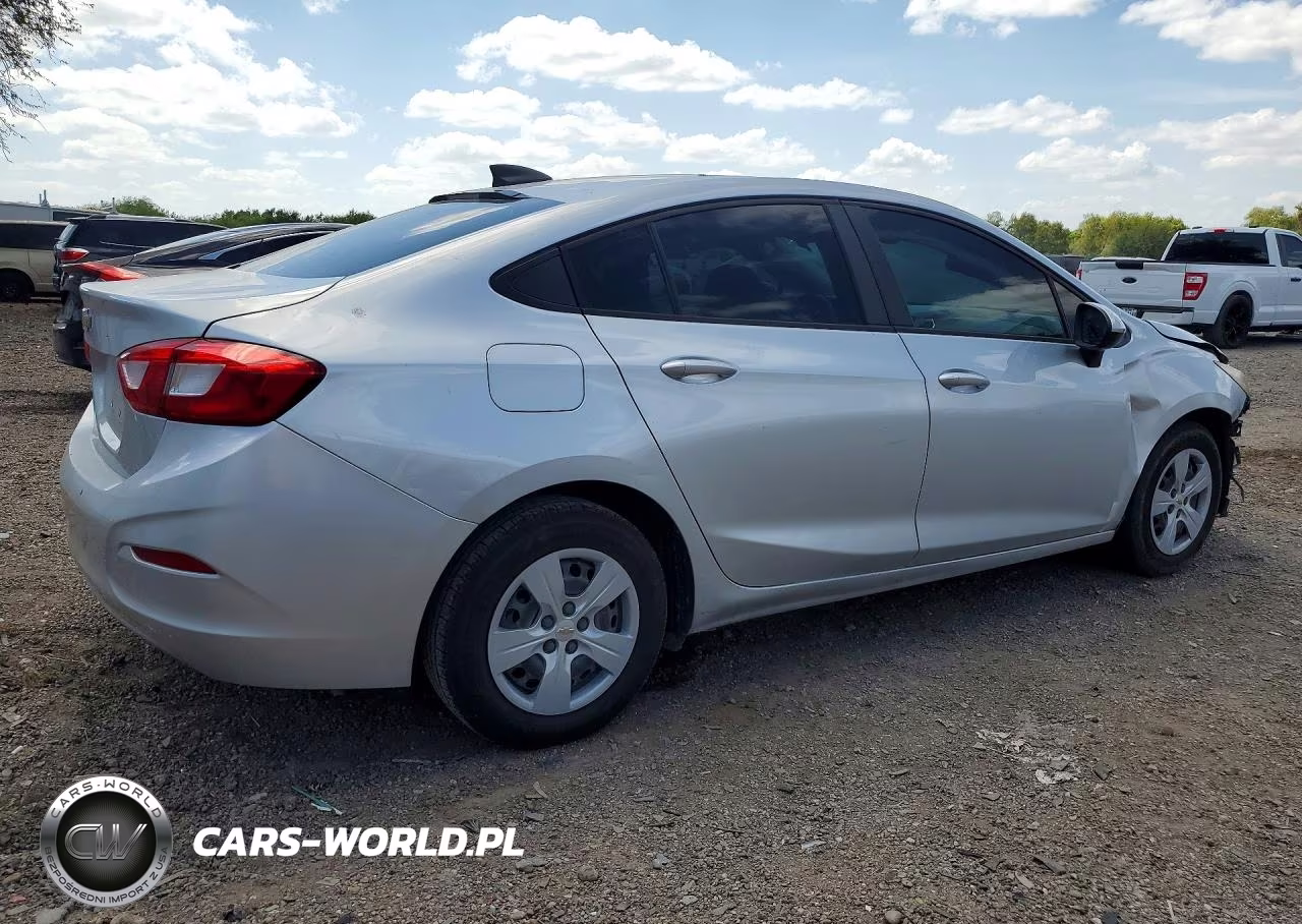 2018 Chevrolet Cruze Ls VIN:1G1BC5SM5J7151348 - 3