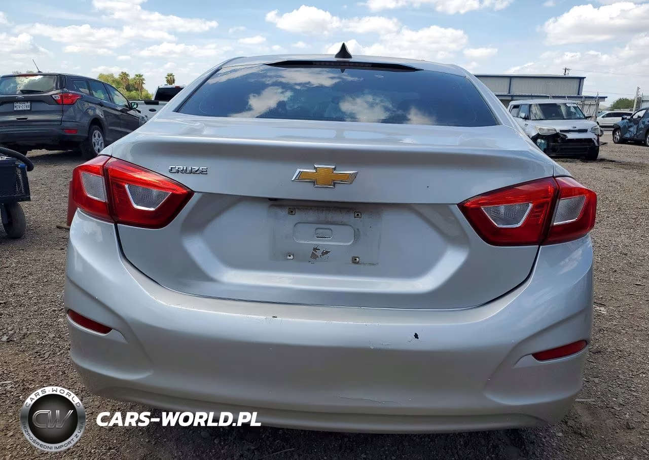 2018 Chevrolet Cruze Ls VIN:1G1BC5SM5J7151348 - 6