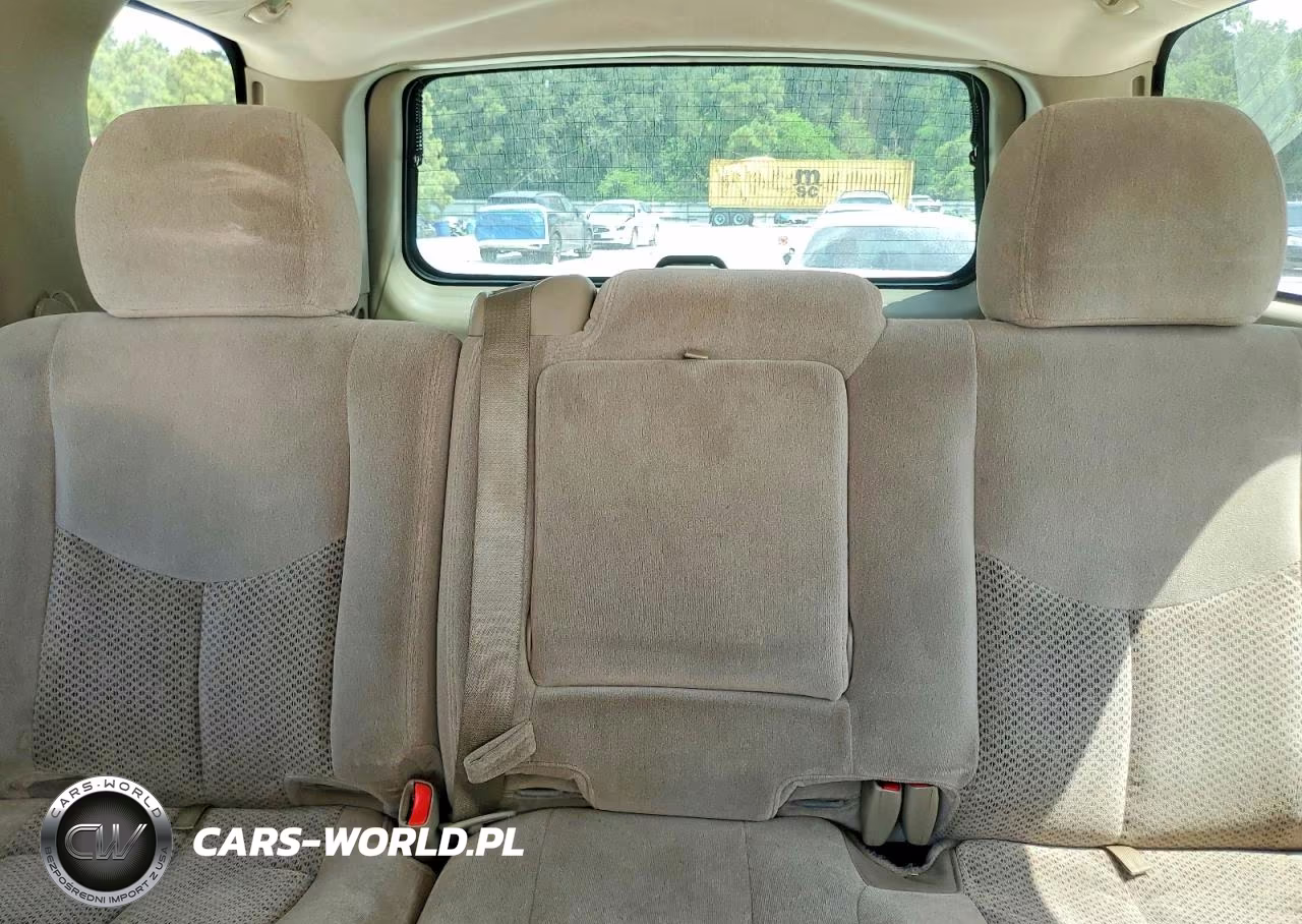 2003 Chevrolet Tahoe C1500 VIN:1GNEC13Z13R151658 - 10