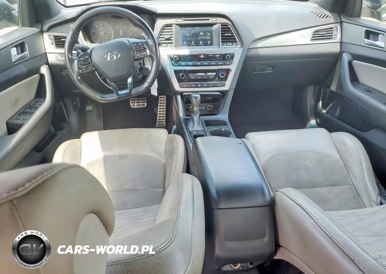 2017 Hyundai Sonata Sport 2.0T VIN:5NPE34AB3HH464323 - 8