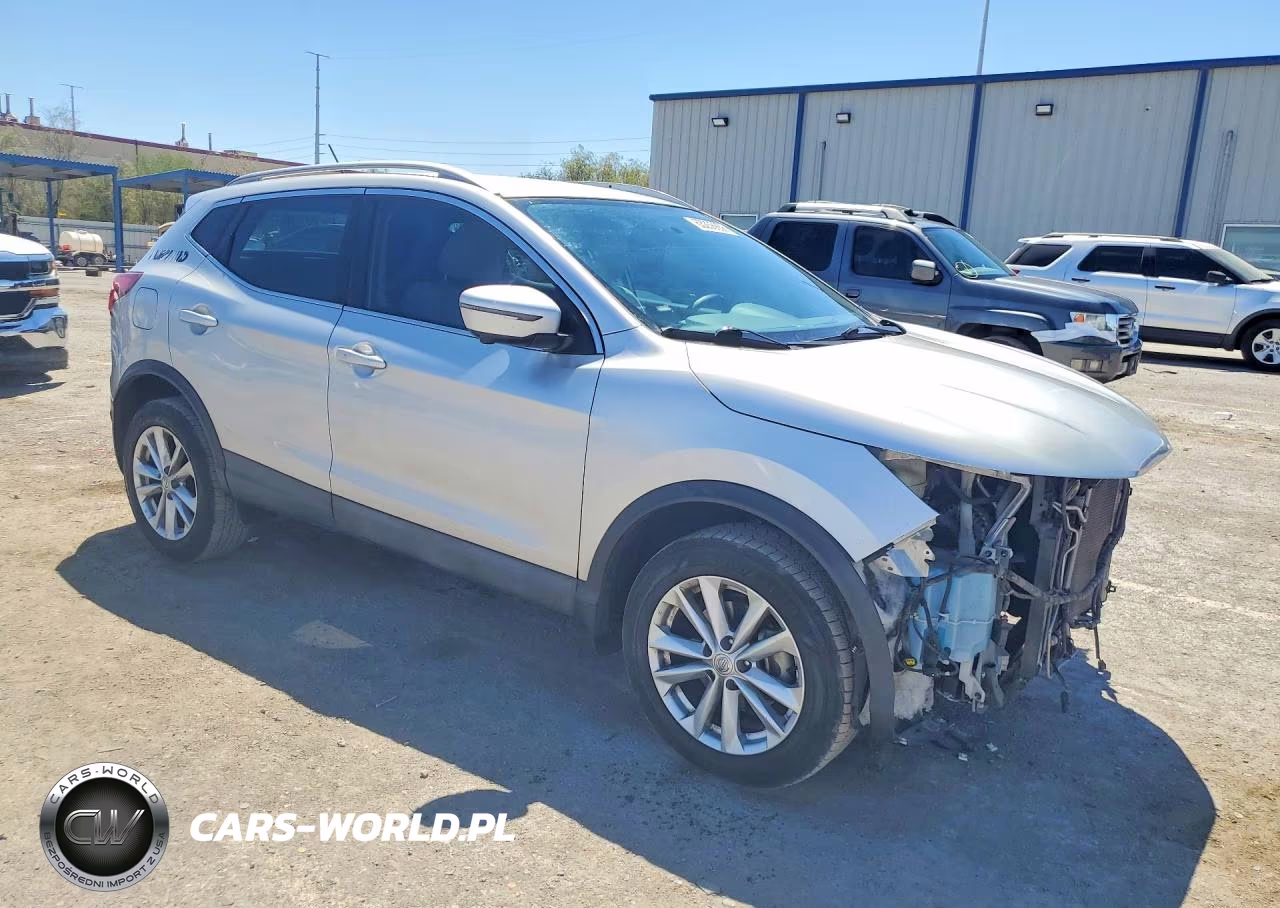 2018 Nissan Rogue Sport Sv VIN:JN1BJ1CP4JW108904 - 4