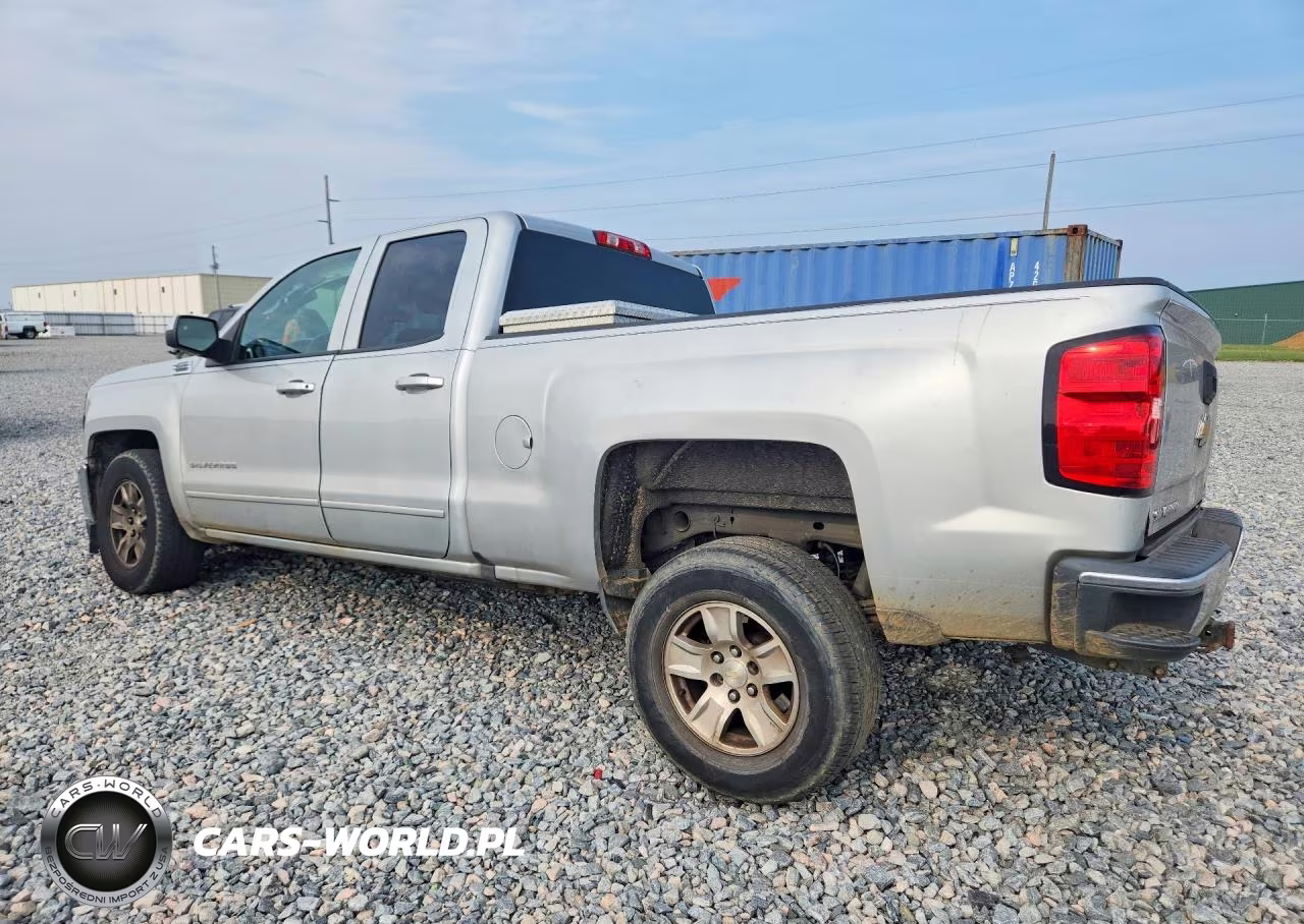 2018 Chevrolet Silverado C1500 Lt VIN:1GCRCREC6JZ179373 - 2