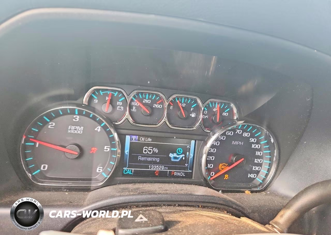 2018 Chevrolet Silverado C1500 Lt VIN:1GCRCREC6JZ179373 - 9