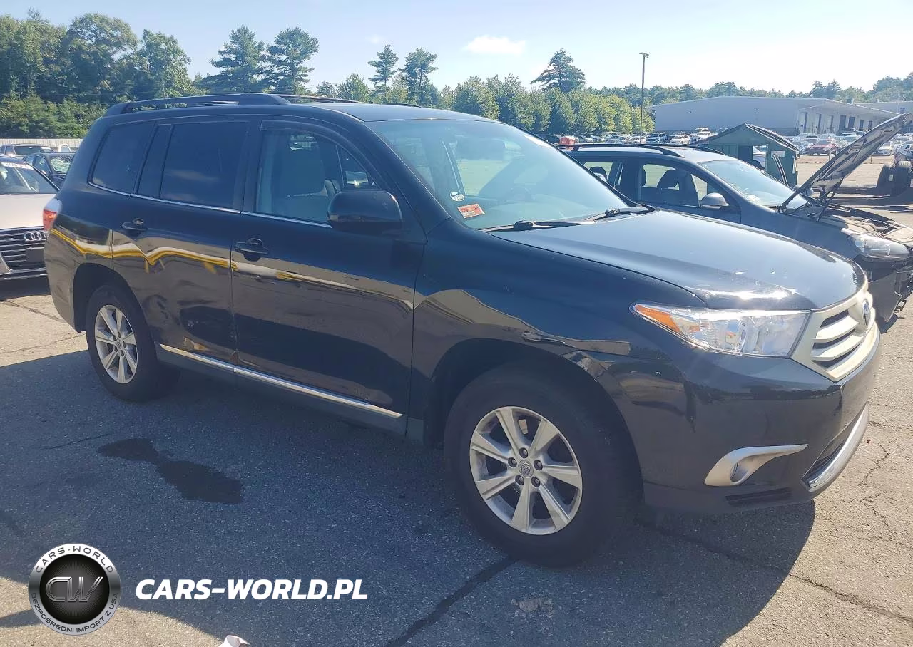 2011 Toyota Highlander Base VIN:5TDBK3EH0BS087093 - 4