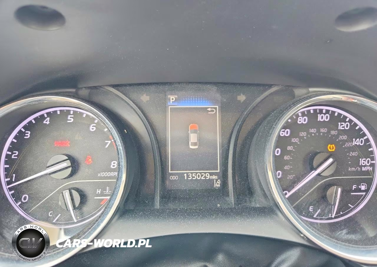 2020 Toyota Camry Le VIN:4T1C11AK1LU980671 - 9