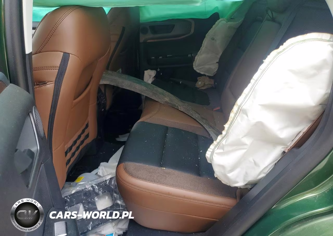 2025 Ford Bronco Sport Outer Banks VIN:3FMCR9CN5SRE15411 - 10