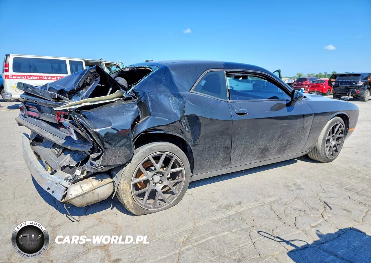 2018 Dodge Challenger Sxt VIN:2C3CDZAGXJH294753 - 3