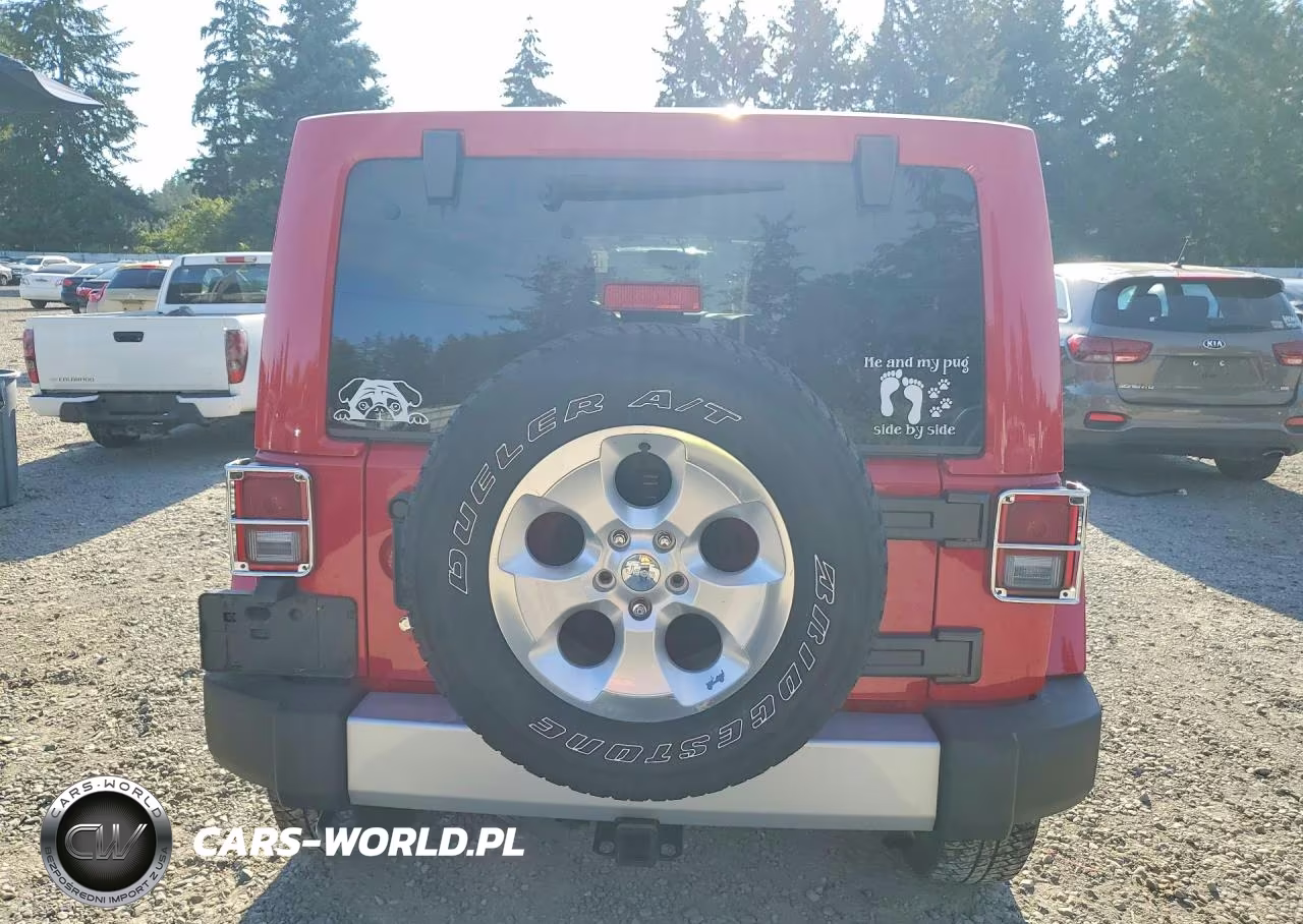 2014 Jeep Wrangler Unlimited Sahara VIN:1C4HJWEG9EL292701 - 6