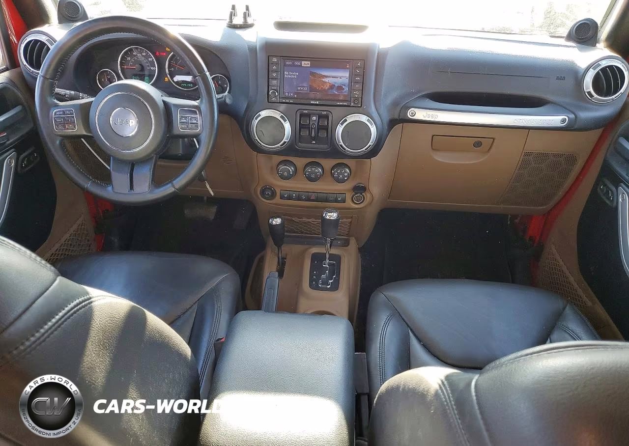 2014 Jeep Wrangler Unlimited Sahara VIN:1C4HJWEG9EL292701 - 8