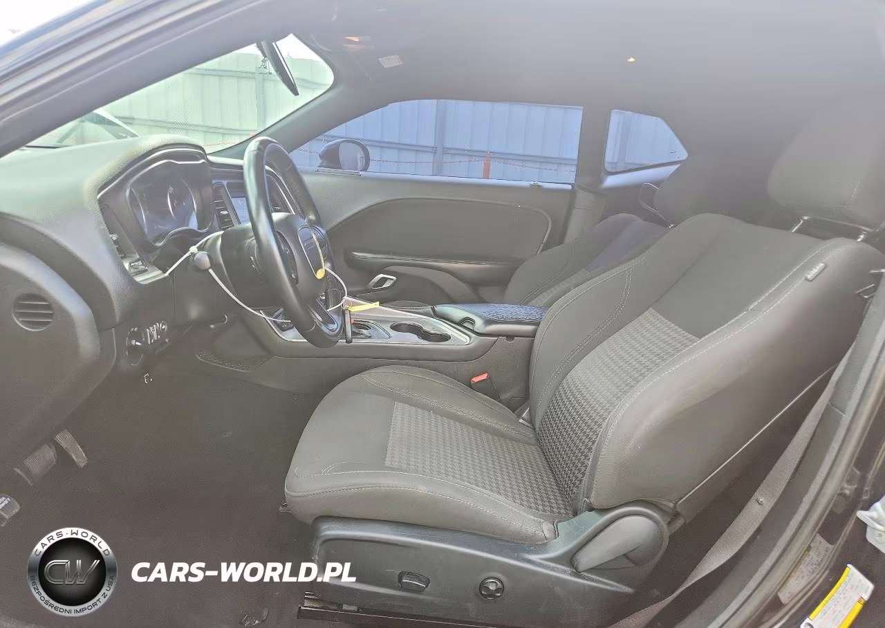 2019 Dodge Challenger Sxt VIN:2C3CDZAG1KH629562 - 7