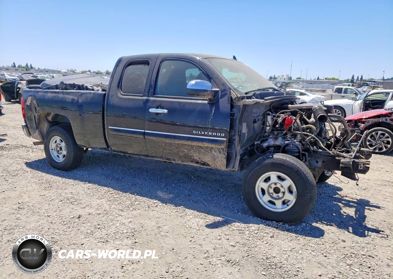 2013 Chevrolet Silverado C1500 Lt VIN:1GCRCSE02DZ307674 - 4