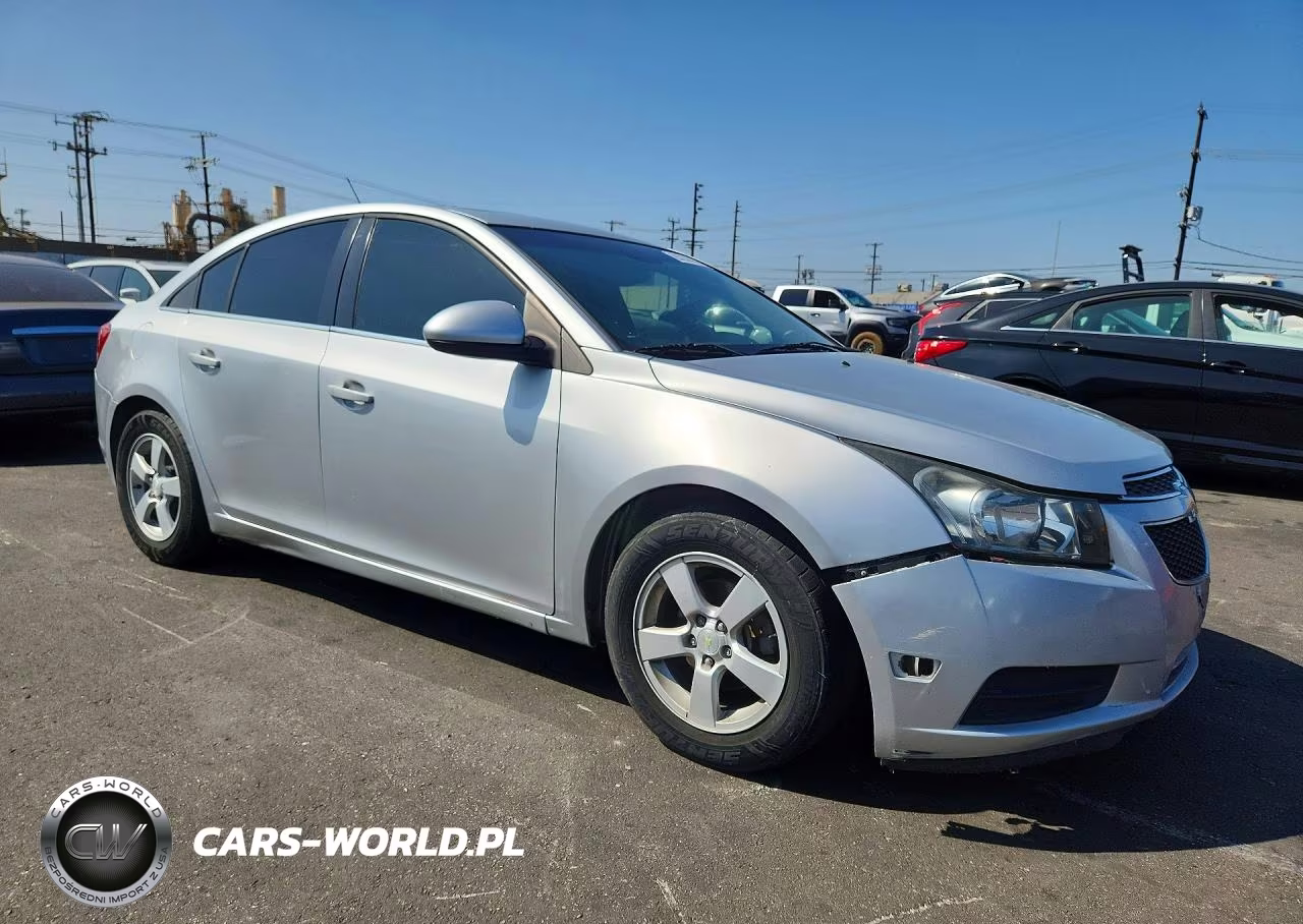2014 Chevrolet Cruze Lt VIN:1G1PC5SB6E7445562 - 4
