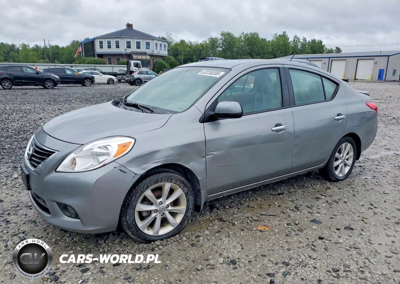 2014 Nissan Versa 1.6 Sl – zdjęcie 1 z 12