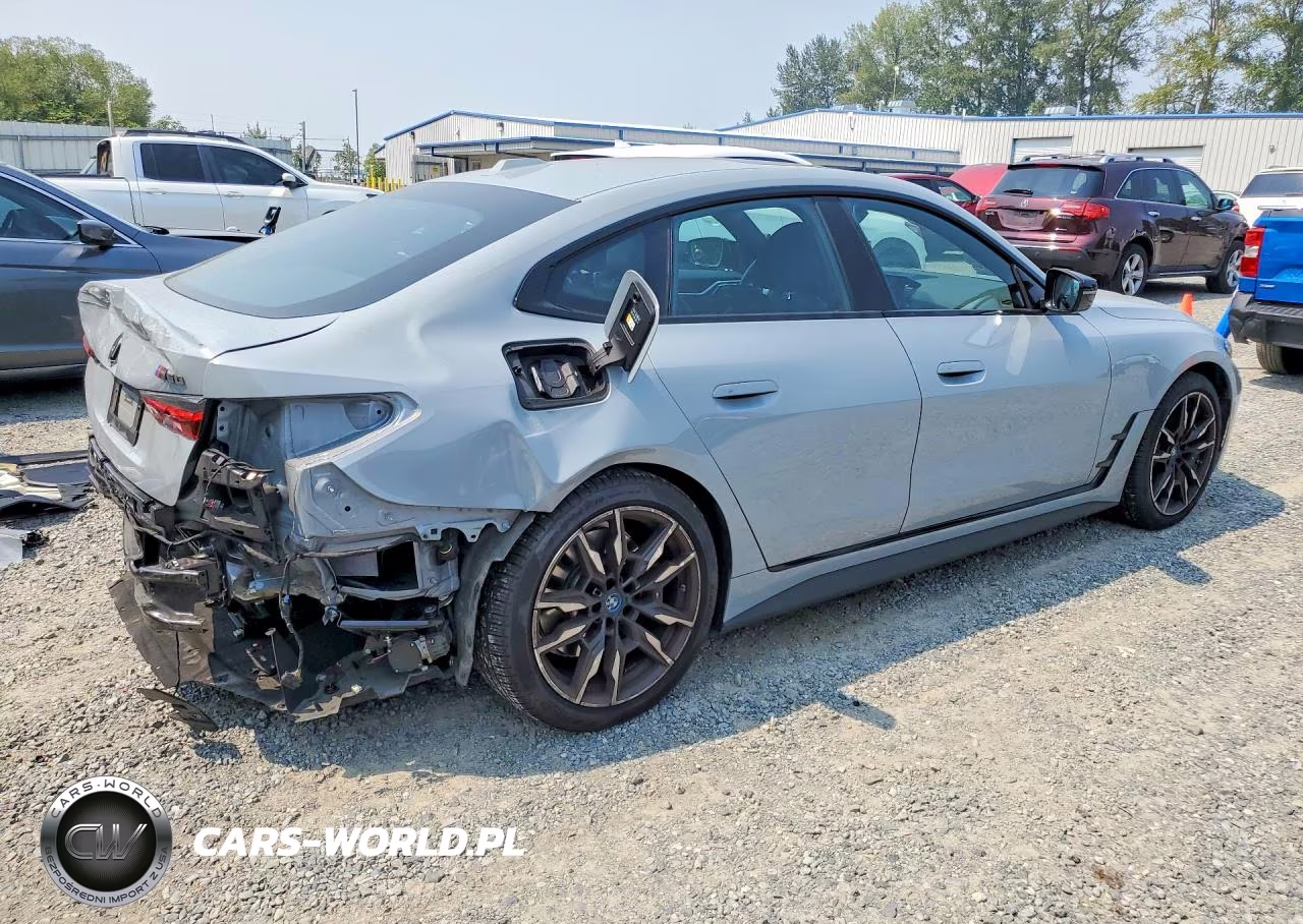2024 BMW I4 M50 VIN:WBY33AW05RFR79590 - 3
