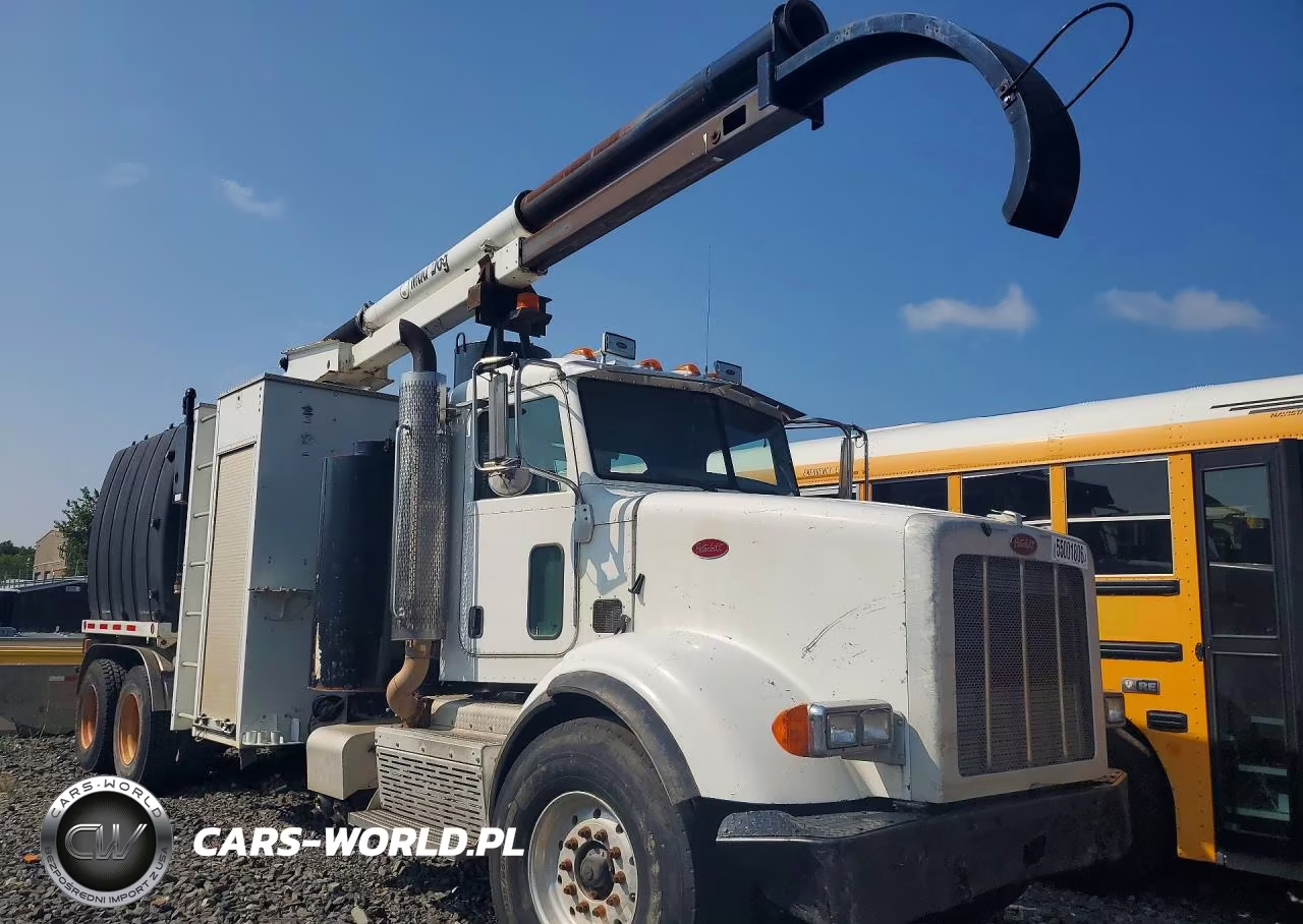 2012 Peterbilt 365 Construction Trucks Hydrovac Truck VIN:1NPSL70X7CD144253 - 4