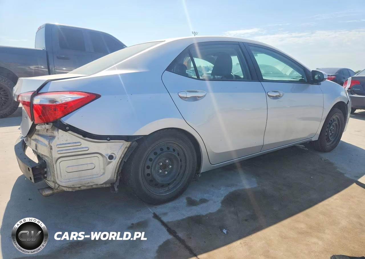 2014 Toyota Corolla Le VIN:5YFBURHEXEP079451 - 3