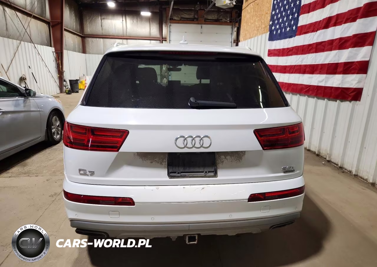 2017 Audi Q7 Premium Plus VIN:WA1LAAF79HD015454 - 6