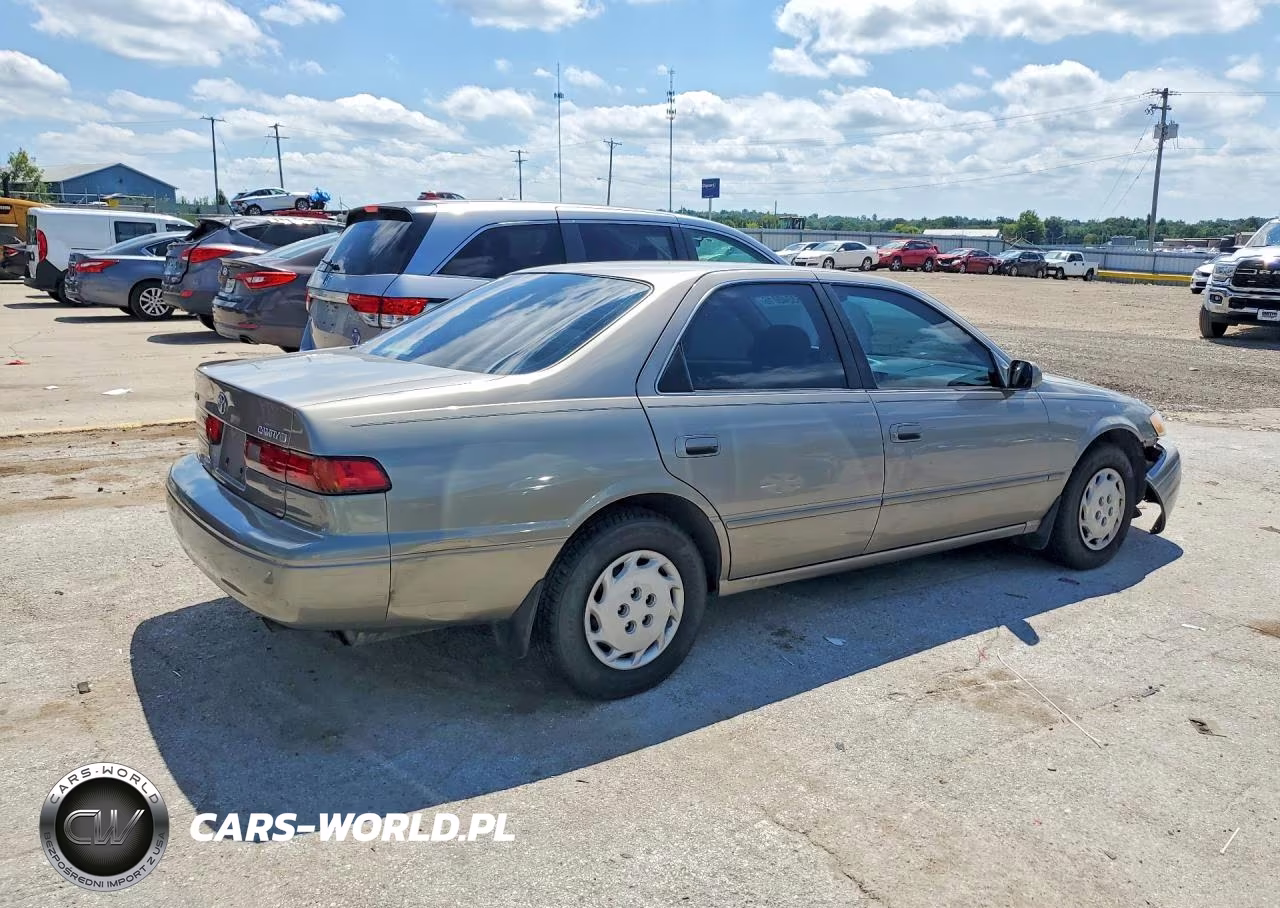 1999 Toyota Camry Le VIN:4T1BG22KXXU425285 - 3