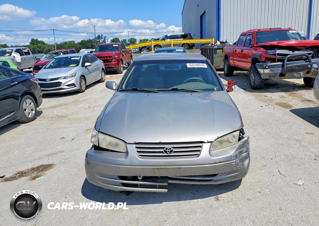 1999 Toyota Camry Le VIN:4T1BG22KXXU425285 - 5