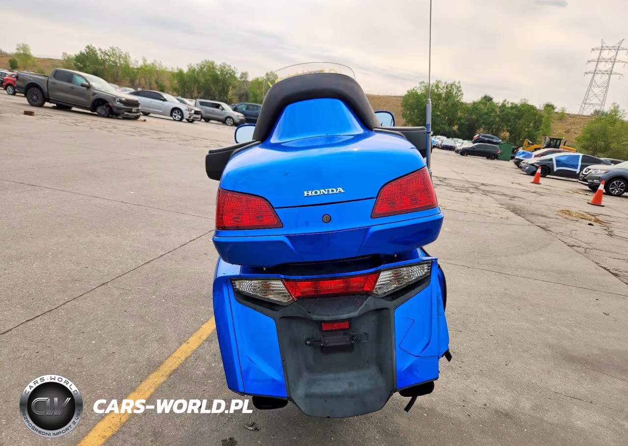 2012 Honda Gl1800 VIN:JH2SC68G1CK001355 - 4