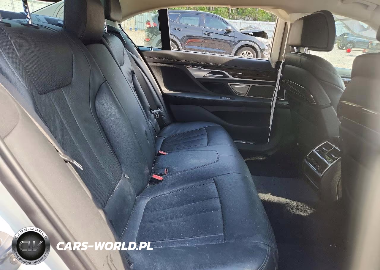 2019 BMW 740 Xi VIN:WBA7E4C57KGV70499 - 10