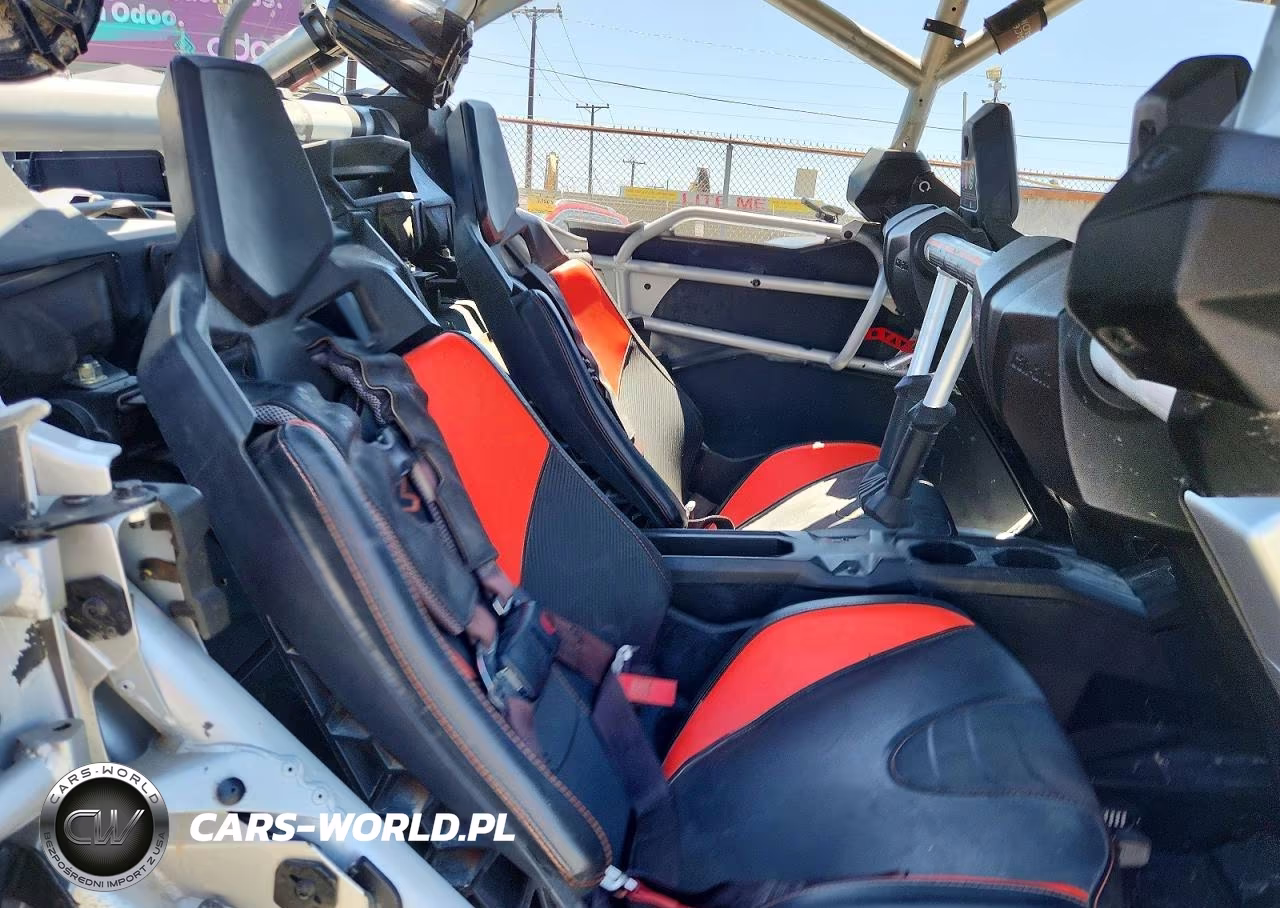 2020 Can-Am Maverick X3 Utility Vehicle VIN:3JBVNAV21LK001679 - 6