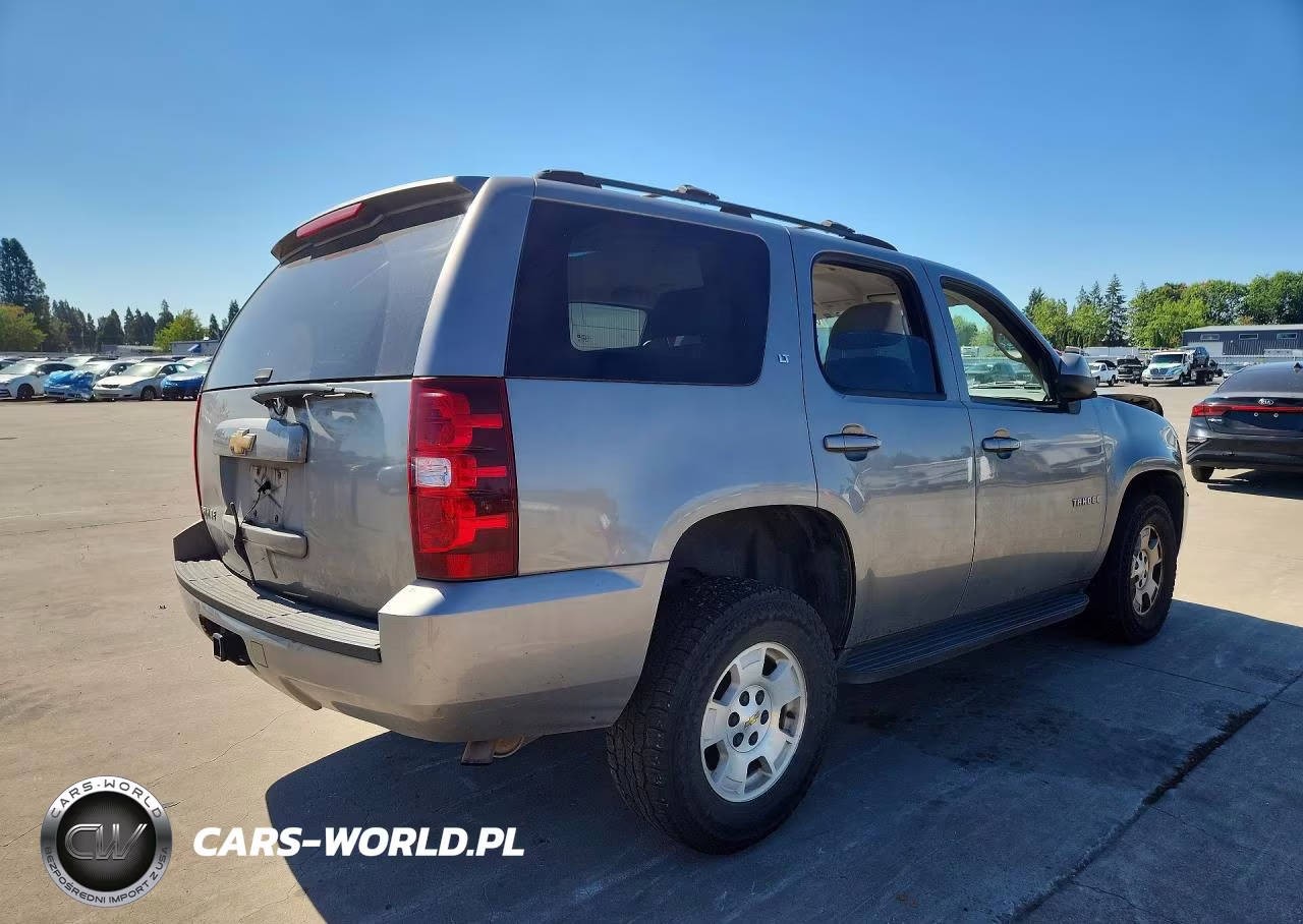 2007 Chevrolet Tahoe K1500 VIN:1GNFK13057R113557 - 3
