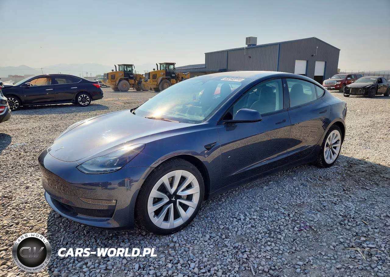 2023 Tesla Model 3 – zdjęcie 1 z 13