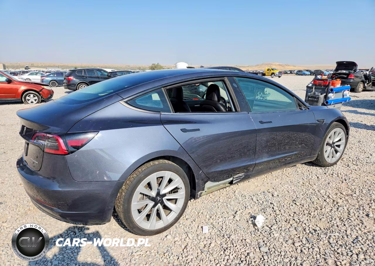 2023 Tesla Model 3 VIN:5YJ3E1EB4PF393219 - 3