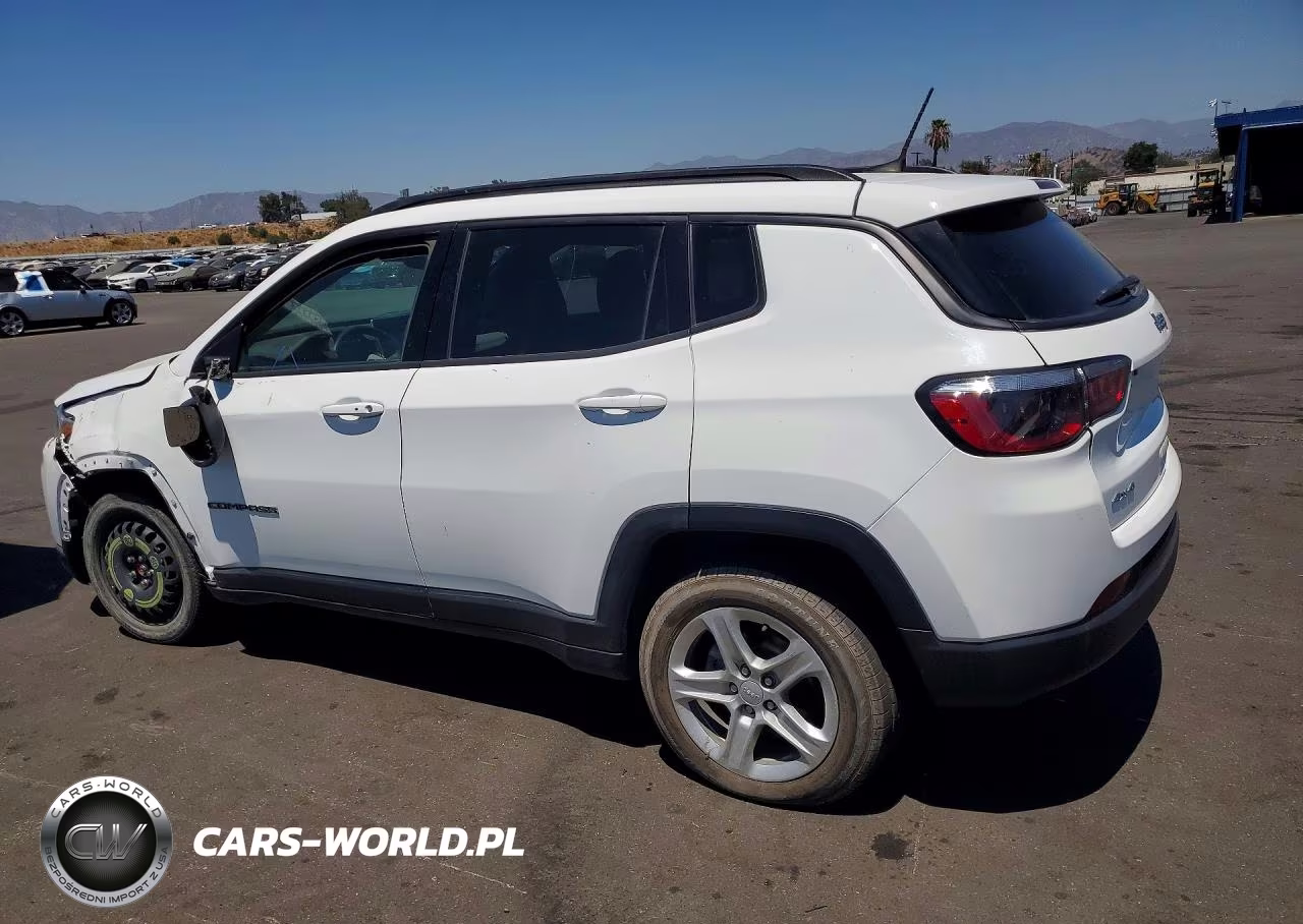 2024 Jeep Compass Latitude VIN:3C4NJDBN0RT597184 - 2