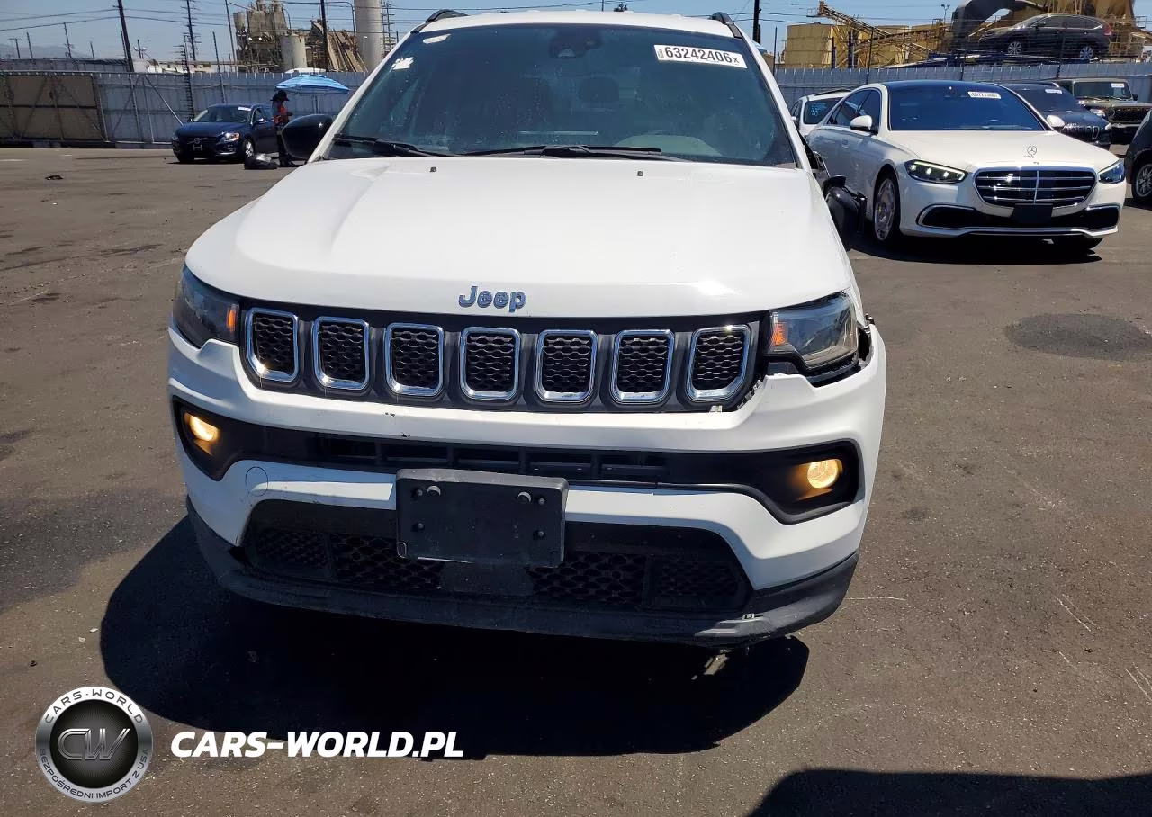 2024 Jeep Compass Latitude VIN:3C4NJDBN0RT597184 - 5
