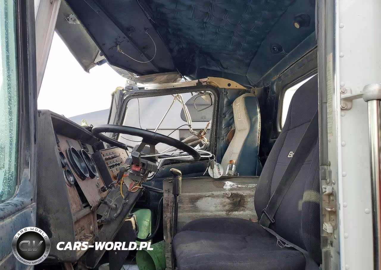 2001 Kenworth Semi Truck VIN:IA046566 - 7