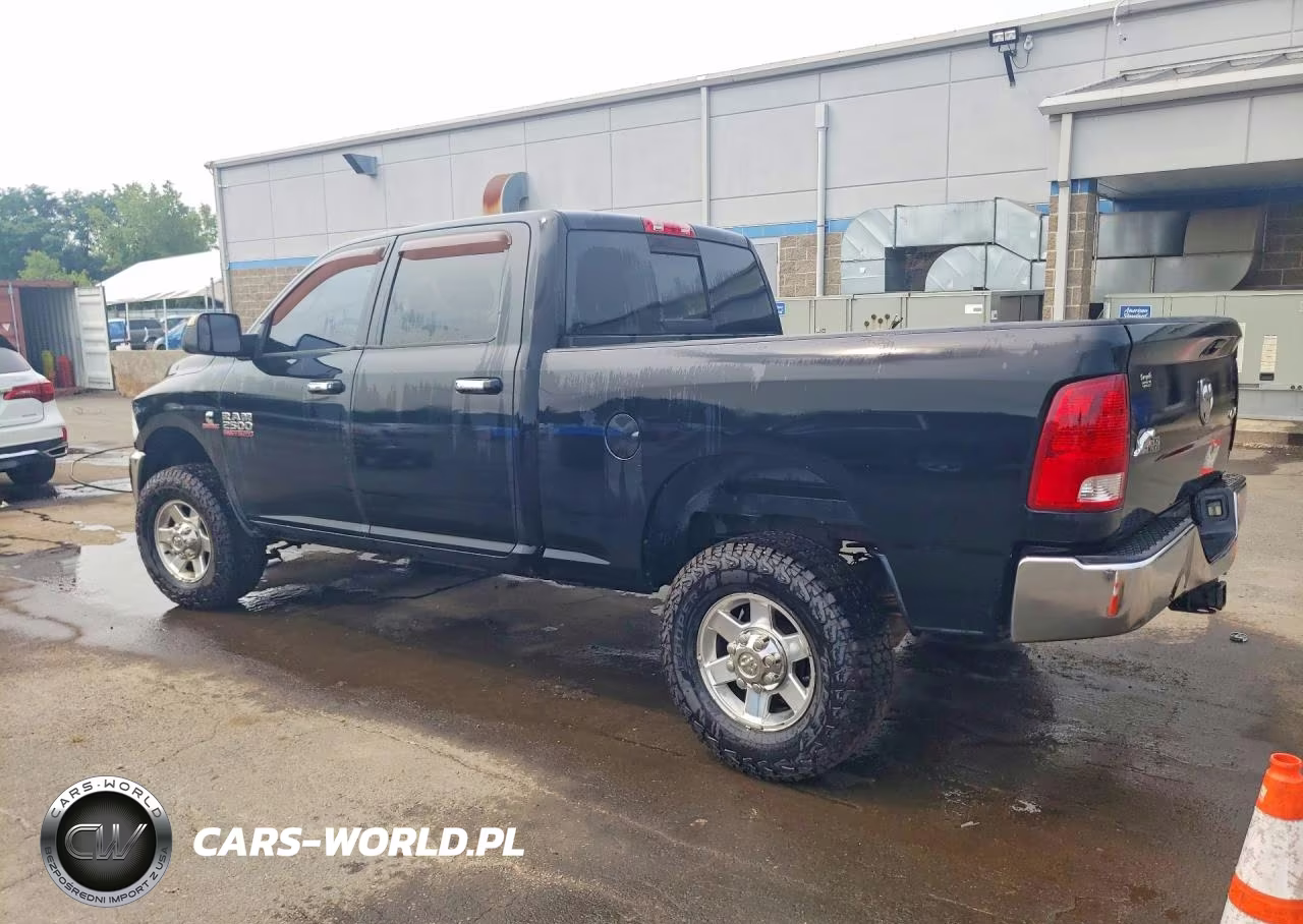 2013 Ram 2500 Slt VIN:3C6UR5DL7DG575990 - 2