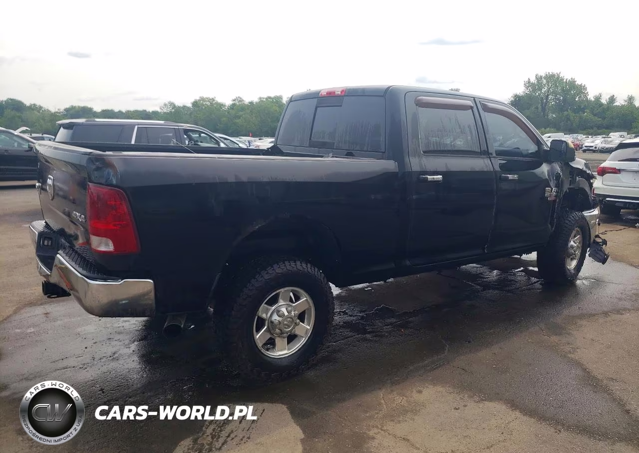 2013 Ram 2500 Slt VIN:3C6UR5DL7DG575990 - 3