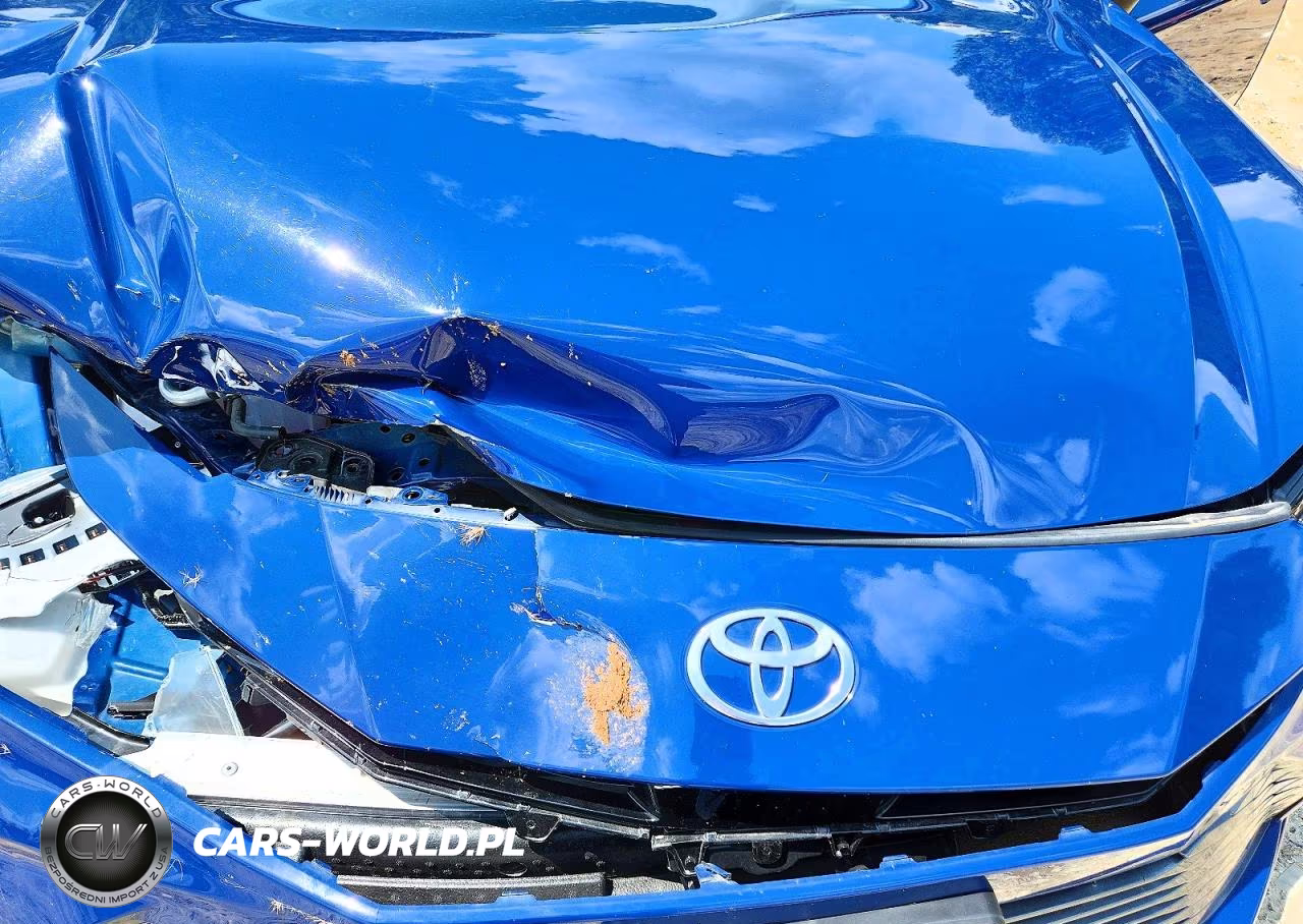 2026 Toyota Camry Xle VIN:4T1DAACKXTU275661 - 11