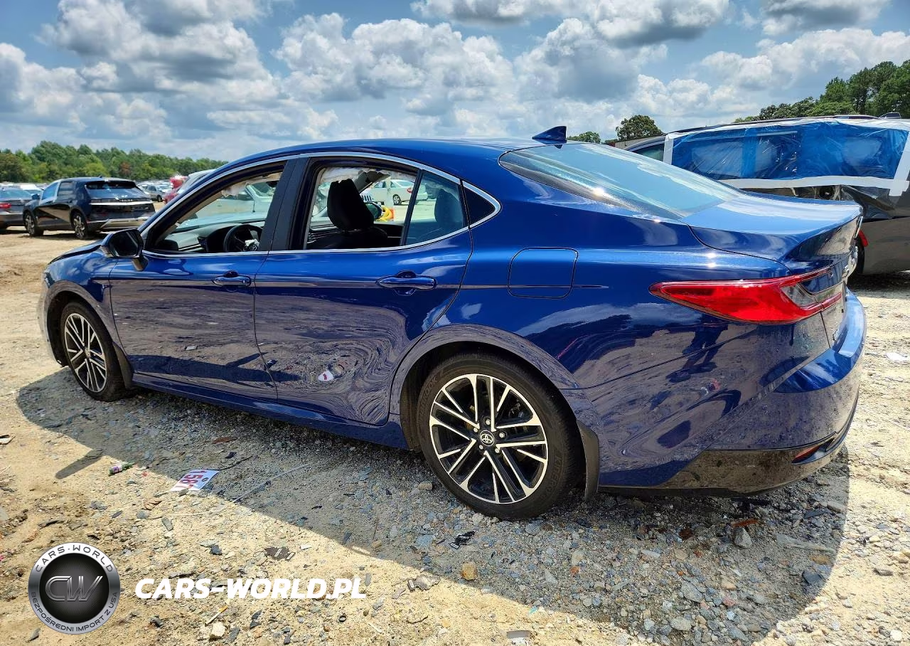 2026 Toyota Camry Xle VIN:4T1DAACKXTU275661 - 2