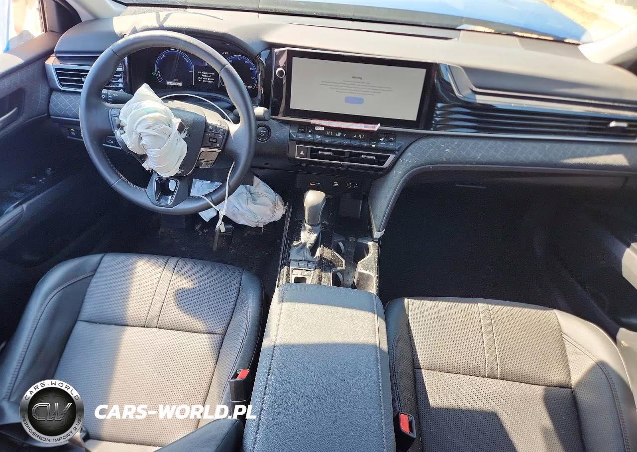 2026 Toyota Camry Xle VIN:4T1DAACKXTU275661 - 8