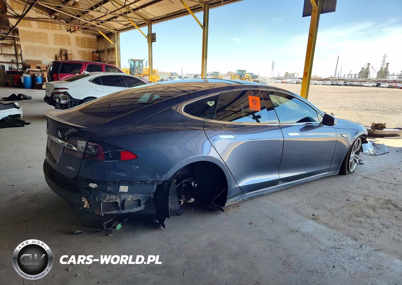 2016 Tesla Model S VIN:5YJSA1E49GF143399 - 3
