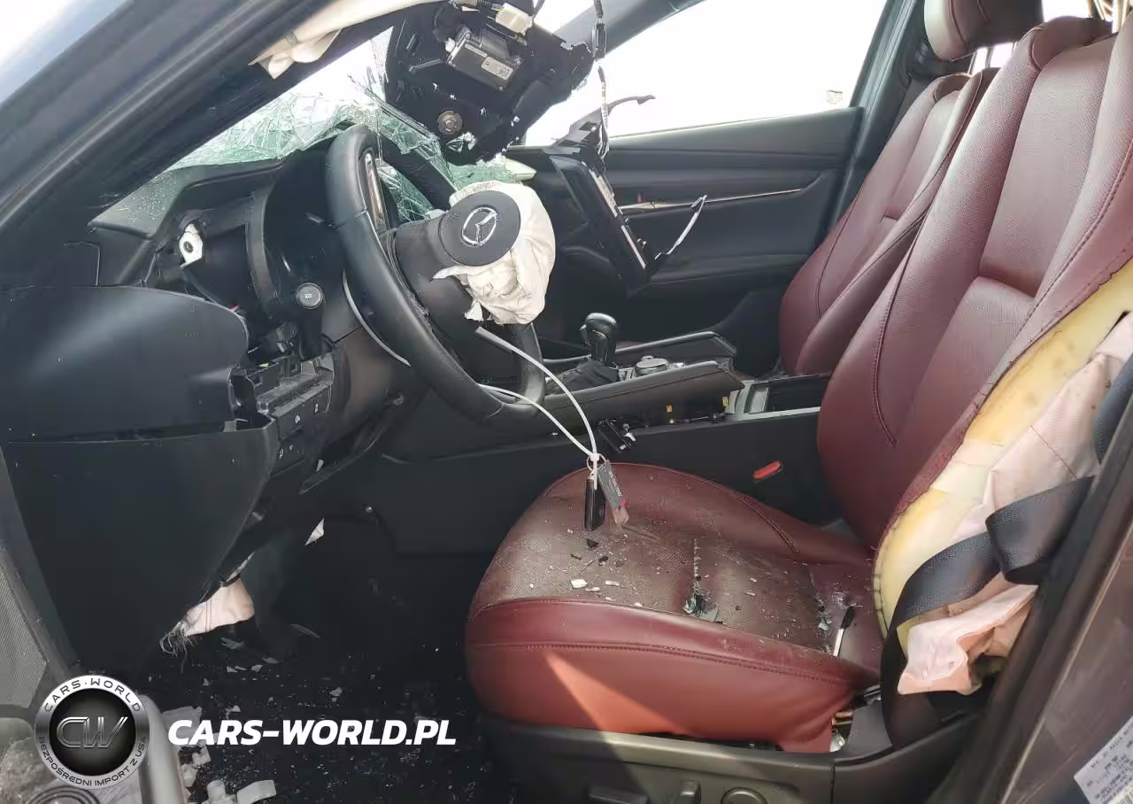 2024 Mazda 3 Preferred VIN:JM1BPBLM2R1707154 - 7