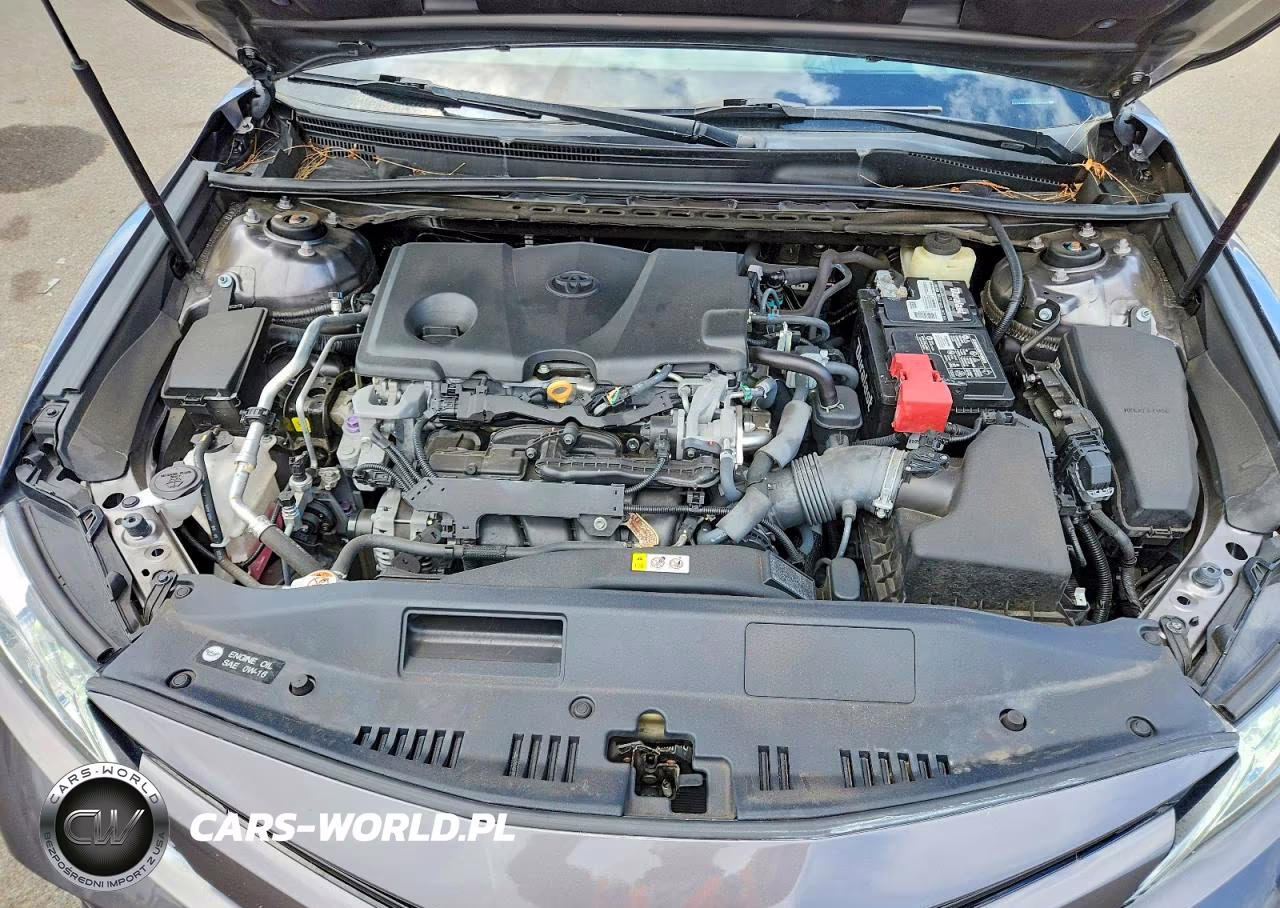 2018 Toyota Camry L VIN:4T1B11HK0JU070556 - 11