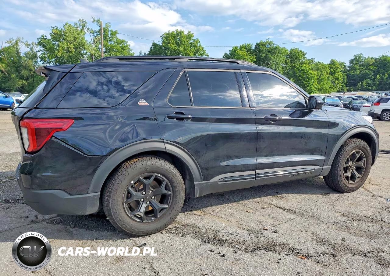 2023 Ford Explorer Timberline VIN:1FMSK8JHXPGC34469 - 3
